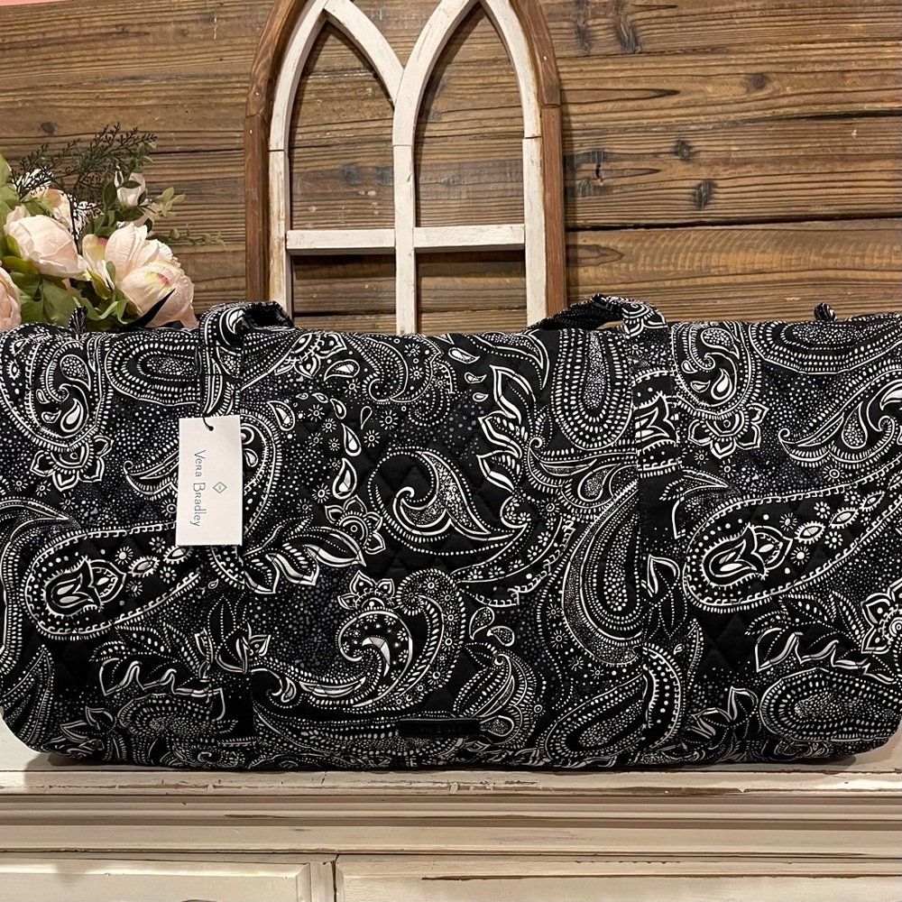Vera Bradley Stellar Paisley Large Traveler Duffel Bag Tote NWT New